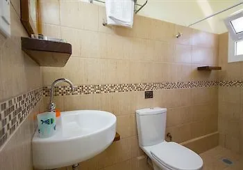 Nikostudios Argostoli  Argostoli (Kefalonia)