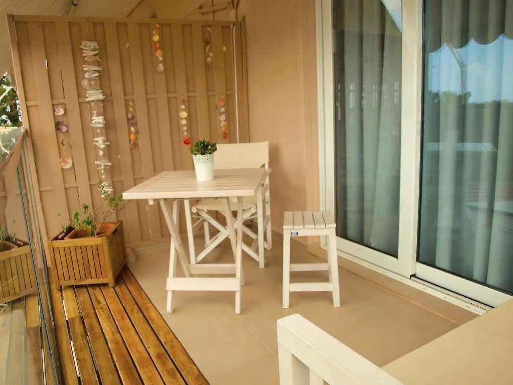 Lägenhet Nikostudios Argostoli